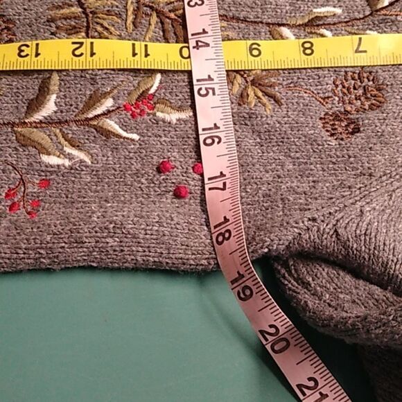 Croft & Barrow Women's Sm Cardinal Design Zipper Front Long Sleeve Sweater - Picture 5 of 9